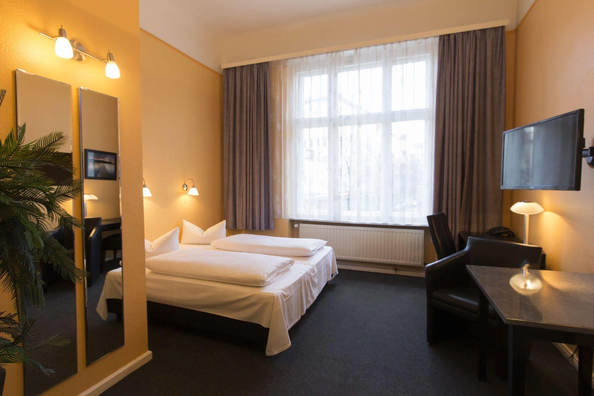 Hotel Am Hermannplatz Berlin Luaran gambar